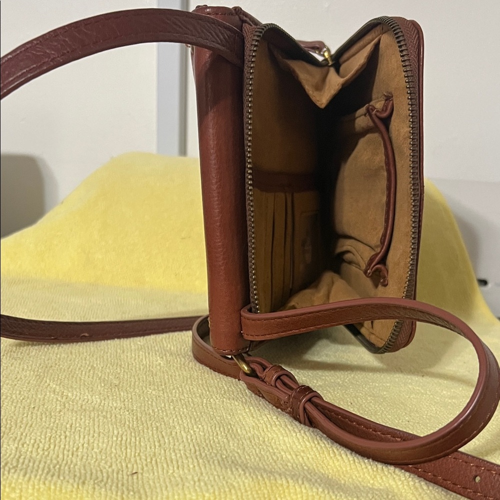 American Leather Co British Tan Leather Crossbody Bag - Picture 3 of 6